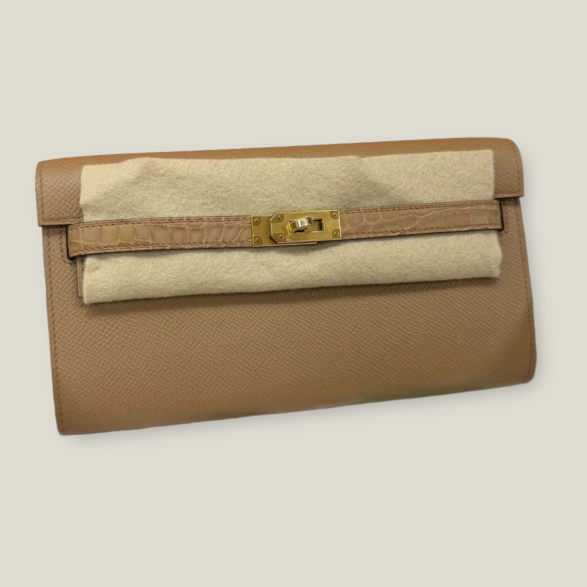 Hermès Kelly 20 Touch Chai Epsom & Matte Alligator Gold Hardware (2022)