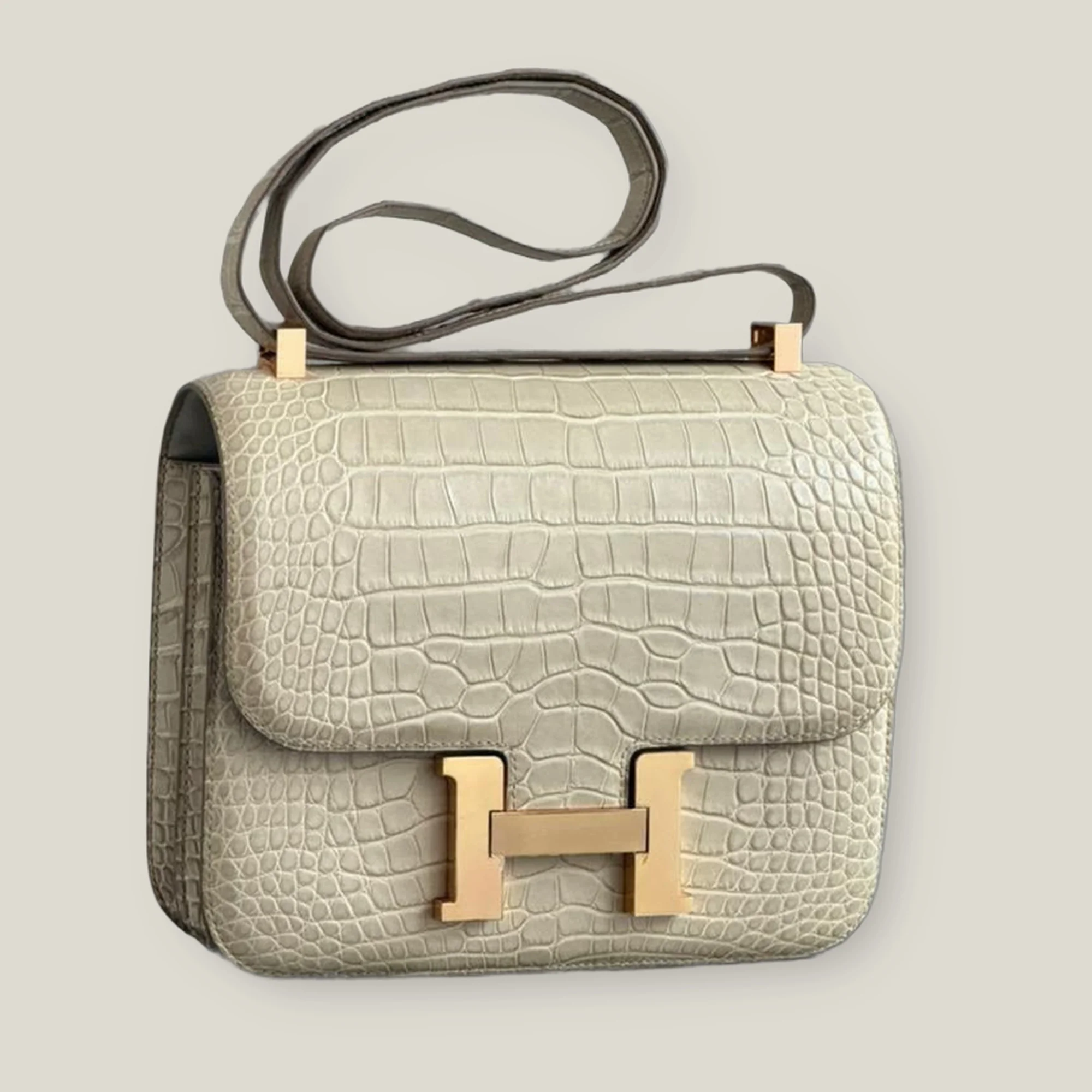 Hermès Constance 24 in White/Cream