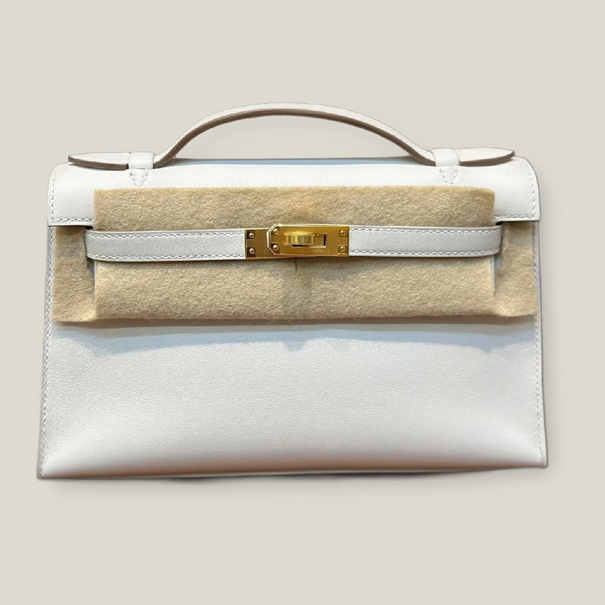 Hermès Kelly Pochette 22 Pale Grey Swift Gold Hardware (2023) - Image 1